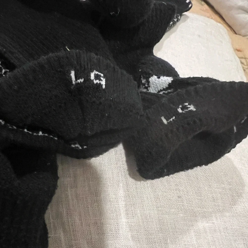 Bombas Black Crew Socks